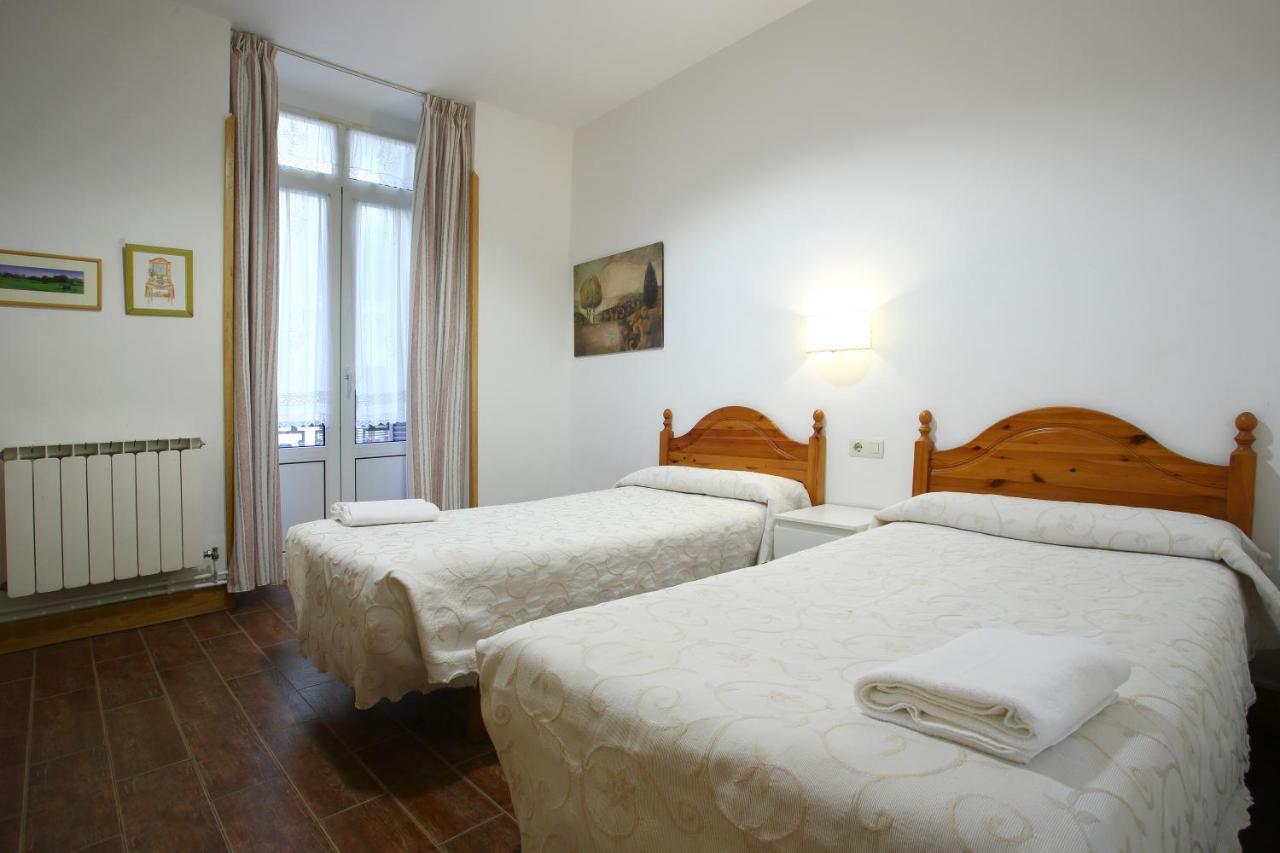 Pension San Telmo / San Juan Сан-Себастьян Экстерьер фото
