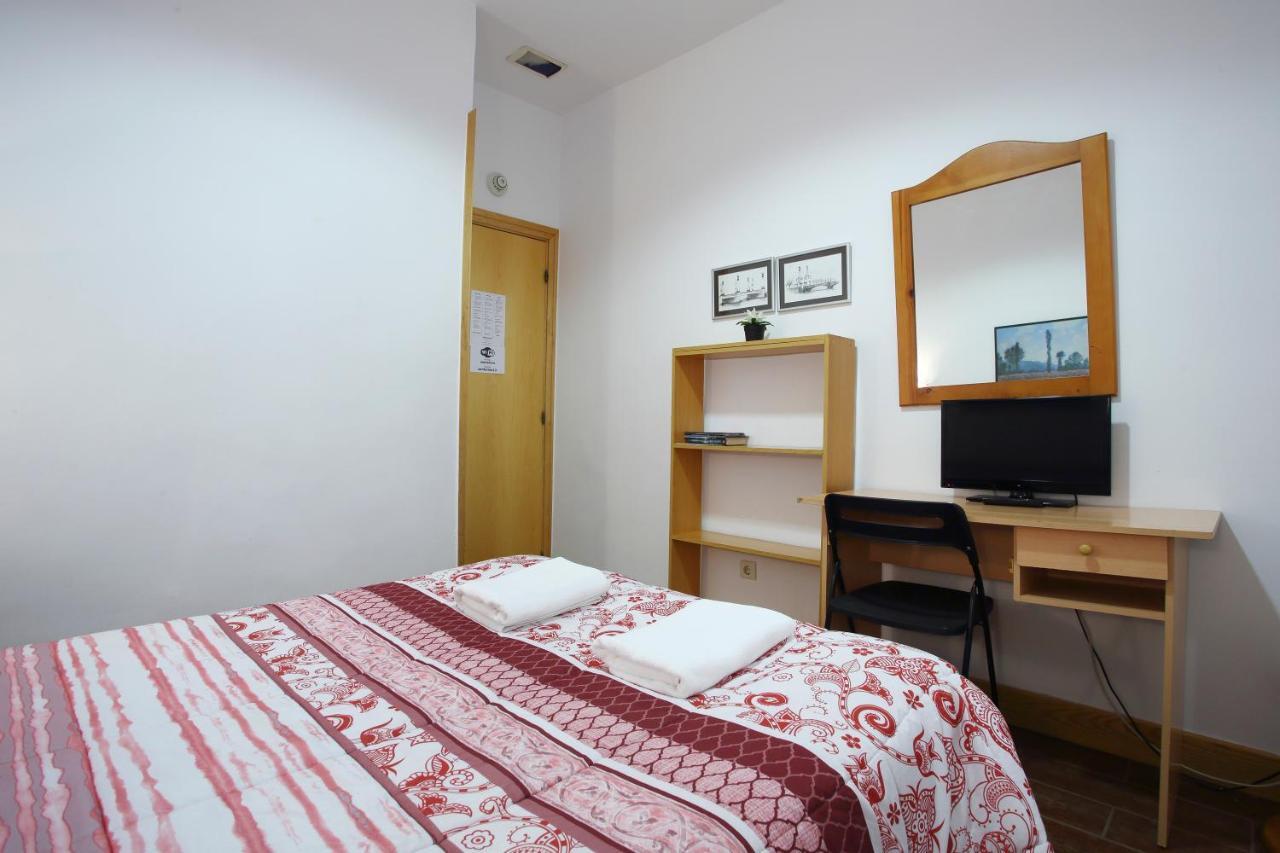 Pension San Telmo / San Juan Сан-Себастьян Экстерьер фото