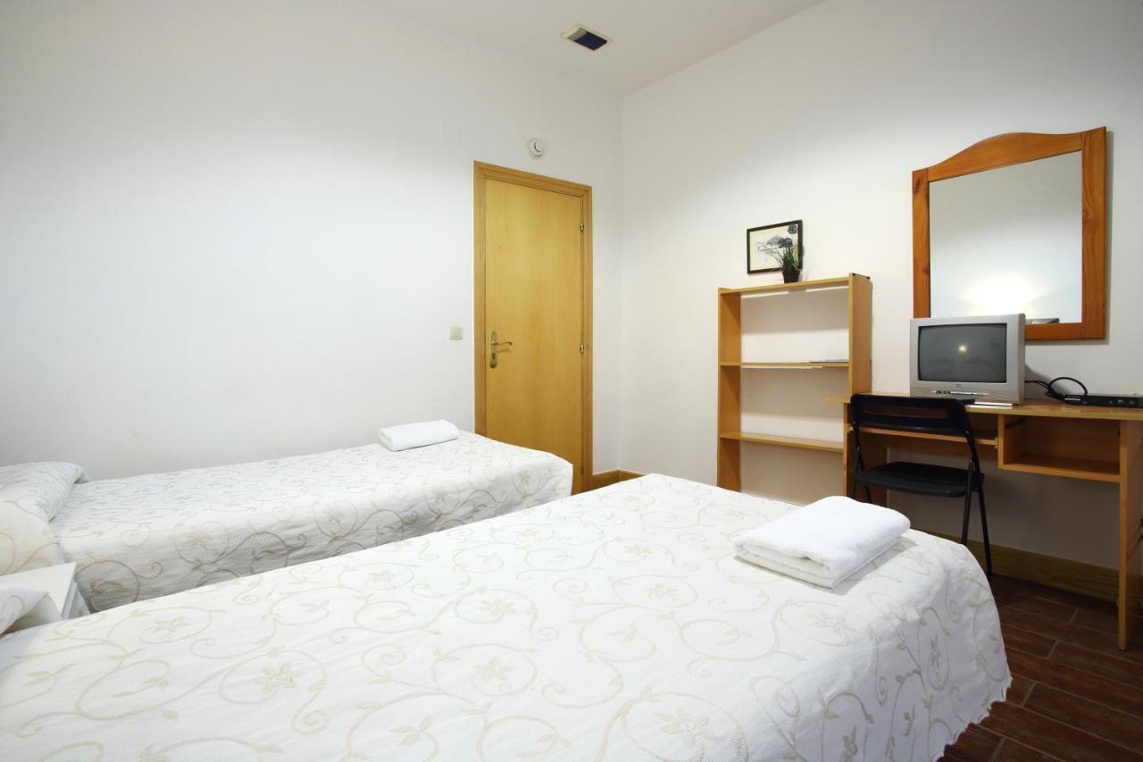Pension San Telmo / San Juan Сан-Себастьян Экстерьер фото